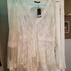 NWT Gorgeous white lace cardigan type jacket  xl